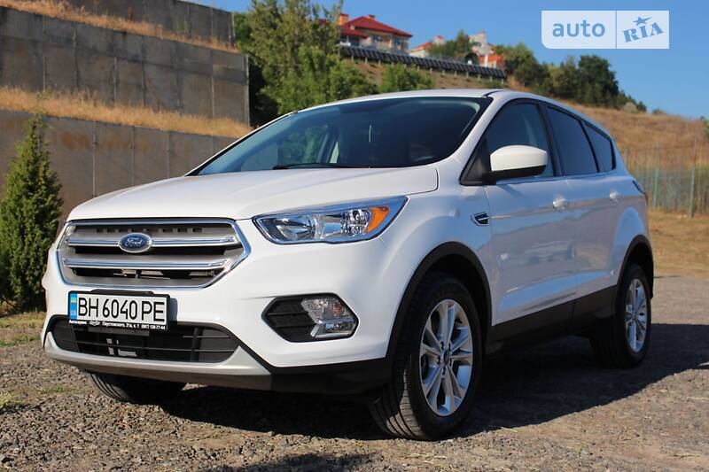 Внедорожник / Кроссовер Ford Escape 2019 в Одессе