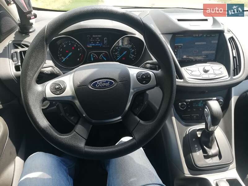 Позашляховик / Кросовер Ford Escape 2014 в Черкасах