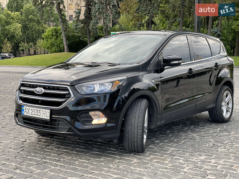Внедорожник / Кроссовер Ford Escape 2016 в Харькове