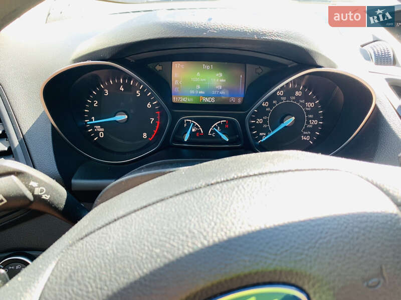 Позашляховик / Кросовер Ford Escape 2017 в Ромнах