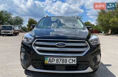 Внедорожник / Кроссовер Ford Escape 2018 в 