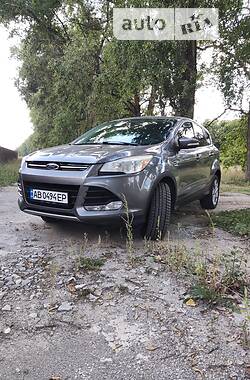 Внедорожник / Кроссовер Ford Escape 2012 в 