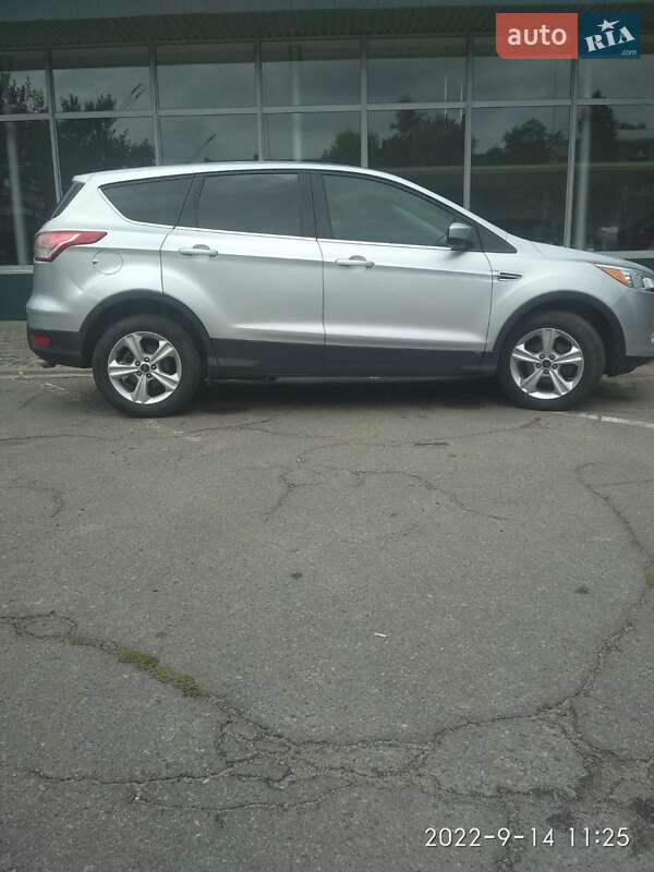 Внедорожник / Кроссовер Ford Escape 2015 в Днепре фото 3 Внедорожник / Кроссовер Ford Escape 2015 в Днепре