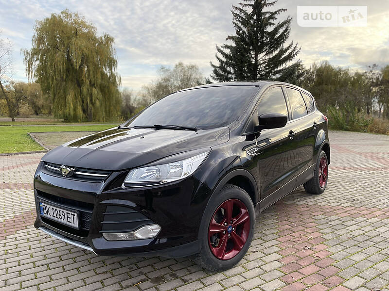 Позашляховик / Кросовер Ford Escape 2012 в Рівному