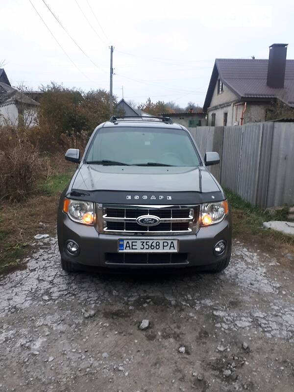 Внедорожник / Кроссовер Ford Escape 2012 в 