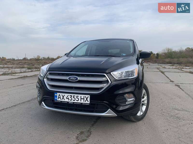 Позашляховик / Кросовер Ford Escape 2016 в Харкові