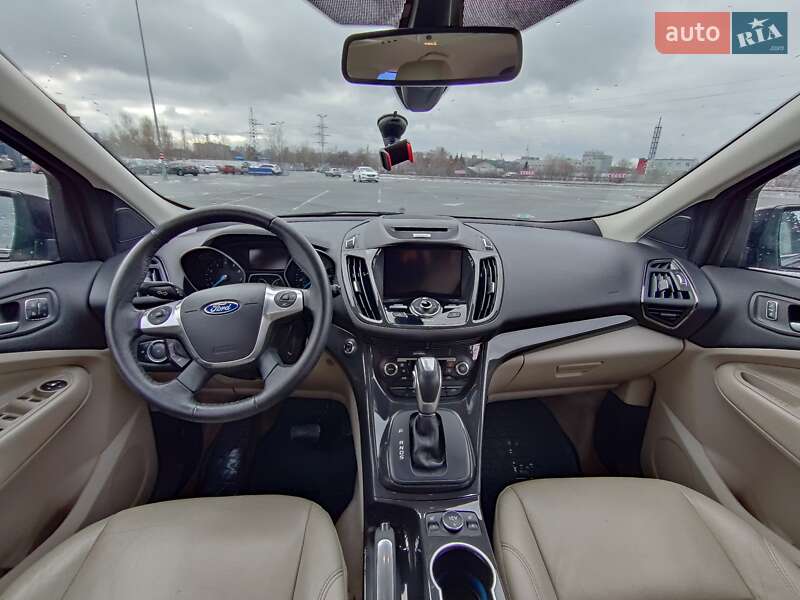 Внедорожник / Кроссовер Ford Escape 2015 в Львове