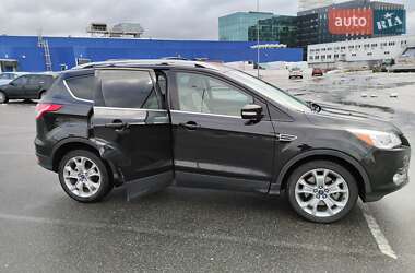 Внедорожник / Кроссовер Ford Escape 2015 в Львове