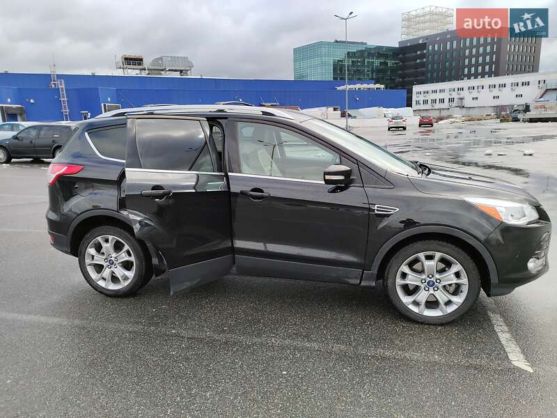 Внедорожник / Кроссовер Ford Escape 2015 в Львове