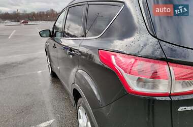 Внедорожник / Кроссовер Ford Escape 2015 в Львове