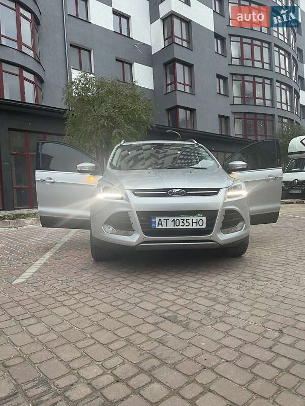 Позашляховик / Кросовер Ford Escape 2015 в Львові