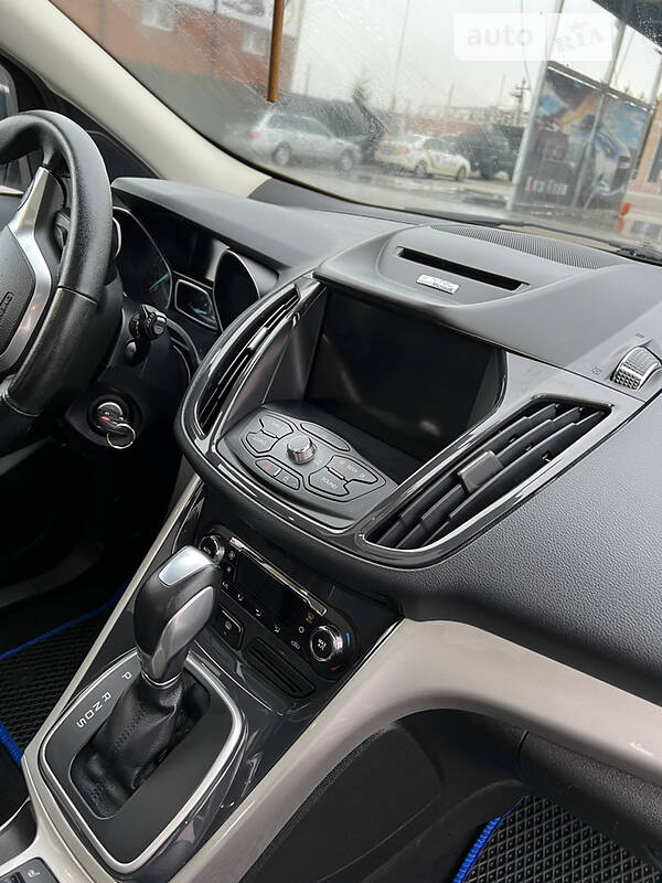 Внедорожник / Кроссовер Ford Escape 2013 в Тернополе