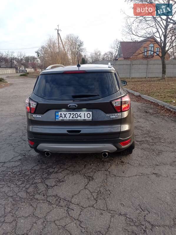 Внедорожник / Кроссовер Ford Escape 2017 в Змиеве