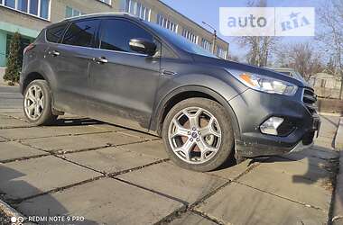 Позашляховик / Кросовер Ford Escape 2017 в Харкові