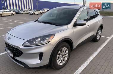 Внедорожник / Кроссовер Ford Escape 2020 в 
