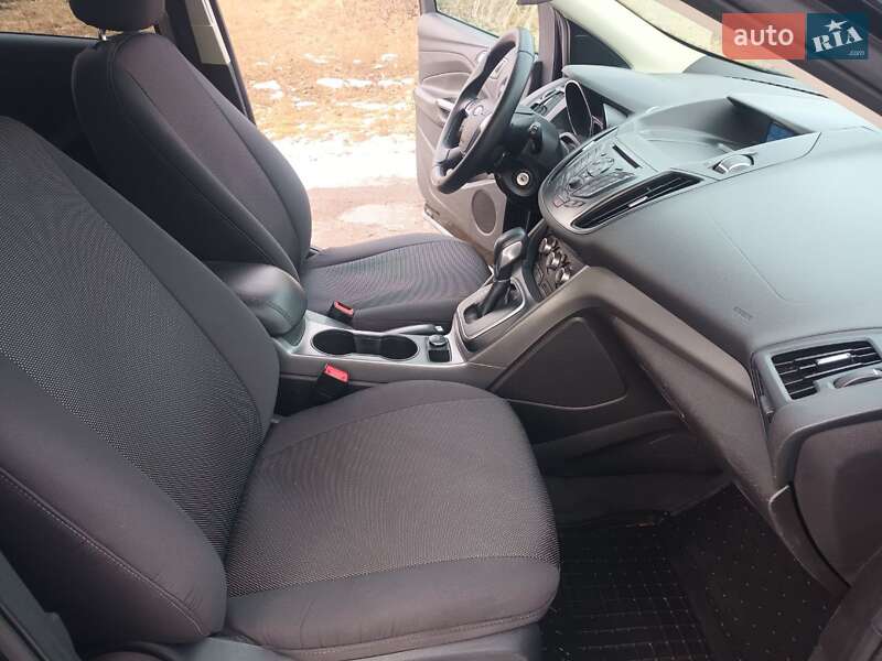 Внедорожник / Кроссовер Ford Escape 2013 в Чернигове