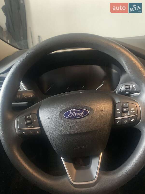 Внедорожник / Кроссовер Ford Escape 2020 в Львове