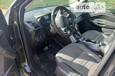 Внедорожник / Кроссовер Ford Escape 2014 в 