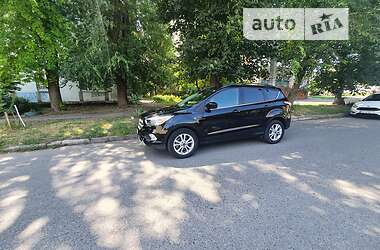 Позашляховик / Кросовер Ford Escape 2017 в Дніпрі