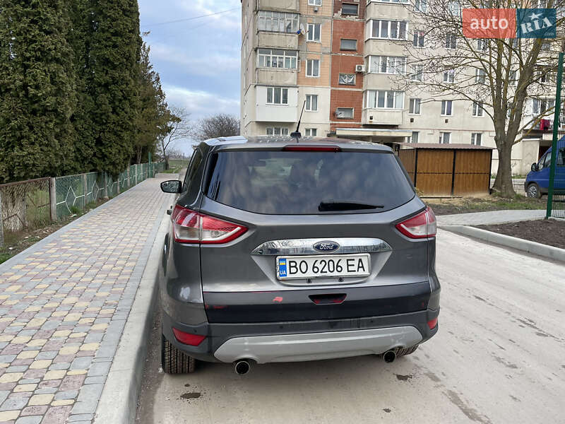 Позашляховик / Кросовер Ford Escape 2013 в Чорткові