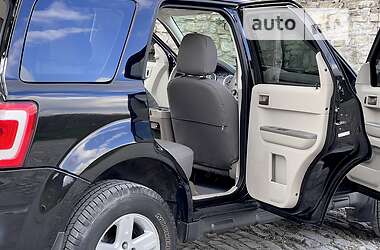 Внедорожник / Кроссовер Ford Escape 2008 в 