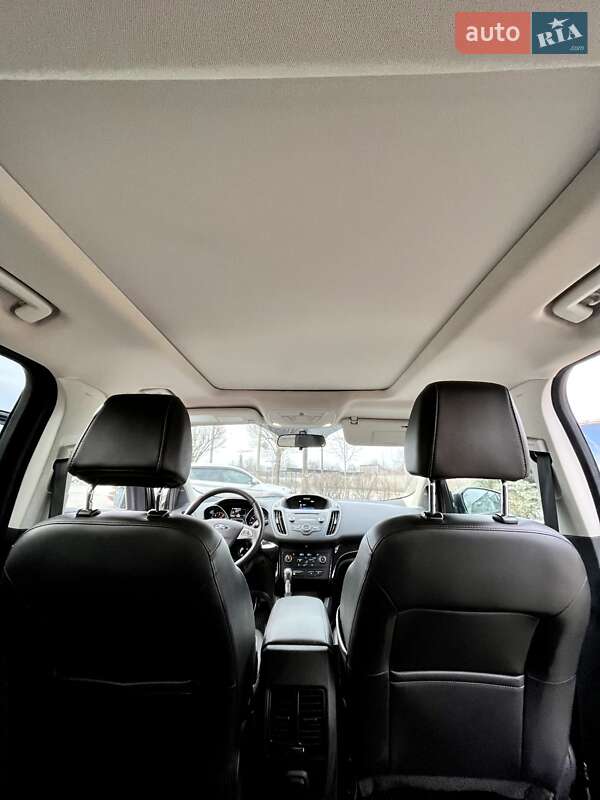 Внедорожник / Кроссовер Ford Escape 2017 в Запорожье