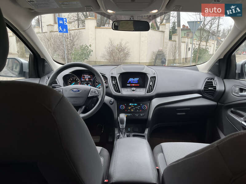 Позашляховик / Кросовер Ford Escape 2019 в Львові