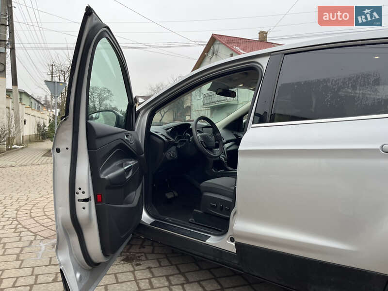 Позашляховик / Кросовер Ford Escape 2019 в Львові