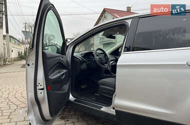 Внедорожник / Кроссовер Ford Escape 2019 в 