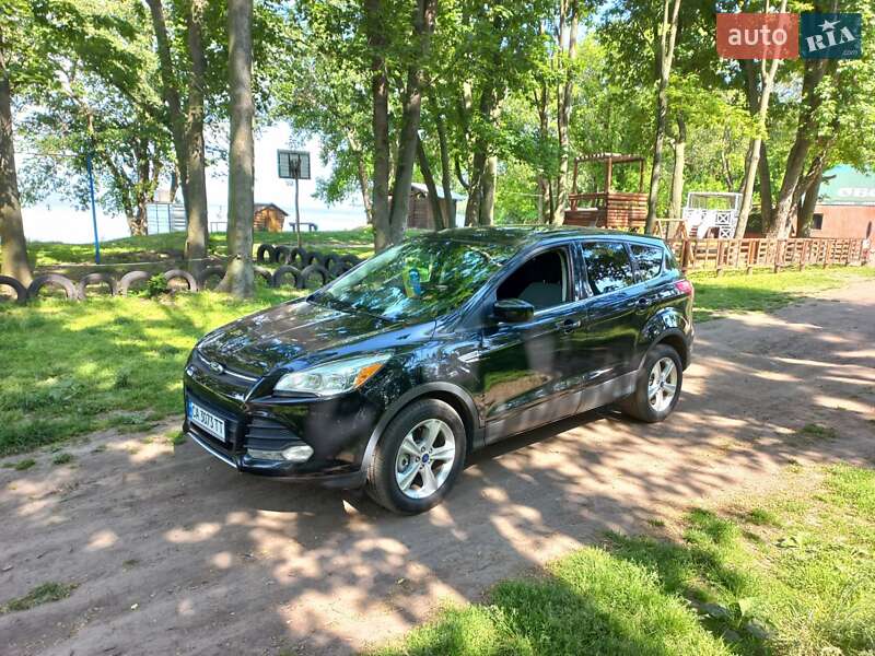 Внедорожник / Кроссовер Ford Escape 2015 в Черкассах