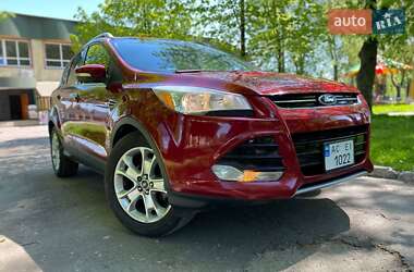 Внедорожник / Кроссовер Ford Escape 2015 в Нововолынске