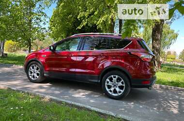 Внедорожник / Кроссовер Ford Escape 2015 в 