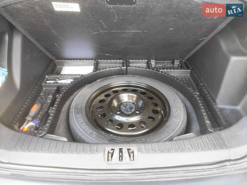 Внедорожник / Кроссовер Ford Escape 2017 в Долинской фото 9 Внедорожник / Кроссовер Ford Escape 2017 в Долинской