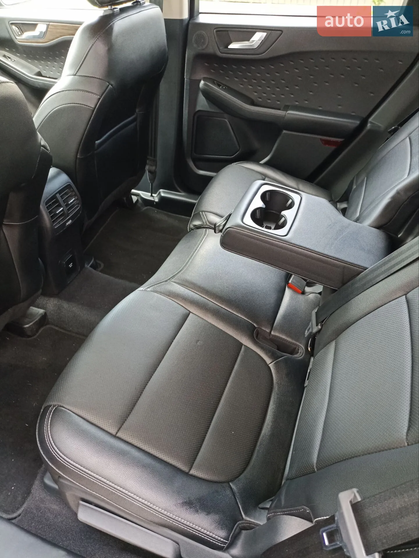 2020 Ford Escape - мініатюра 2