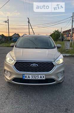 Внедорожник / Кроссовер Ford Escape 2016 в Киеве