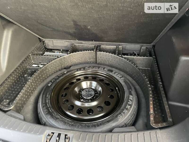 Позашляховик / Кросовер Ford Escape 2016 в Києві