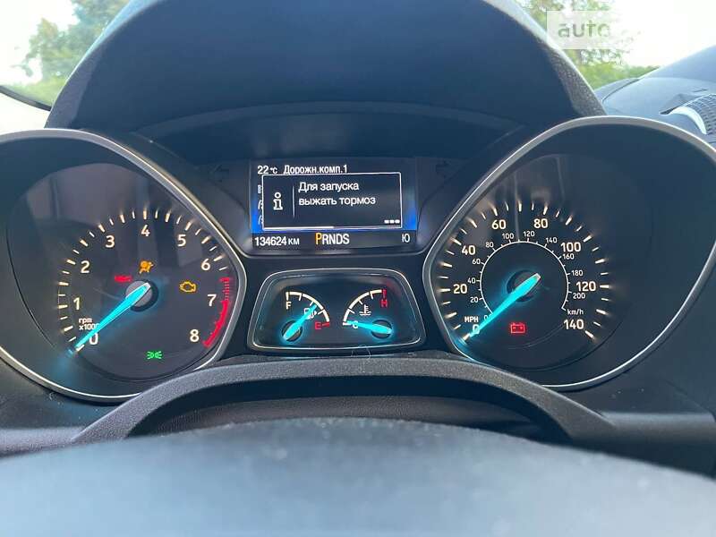 Позашляховик / Кросовер Ford Escape 2016 в Києві