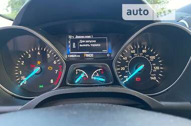 Внедорожник / Кроссовер Ford Escape 2016 в 