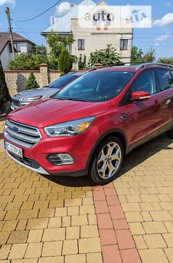 Позашляховик / Кросовер Ford Escape 2017 в Львові