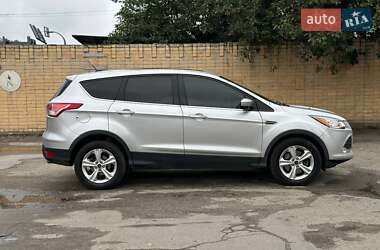 Позашляховик / Кросовер Ford Escape 2015 в Дніпрі