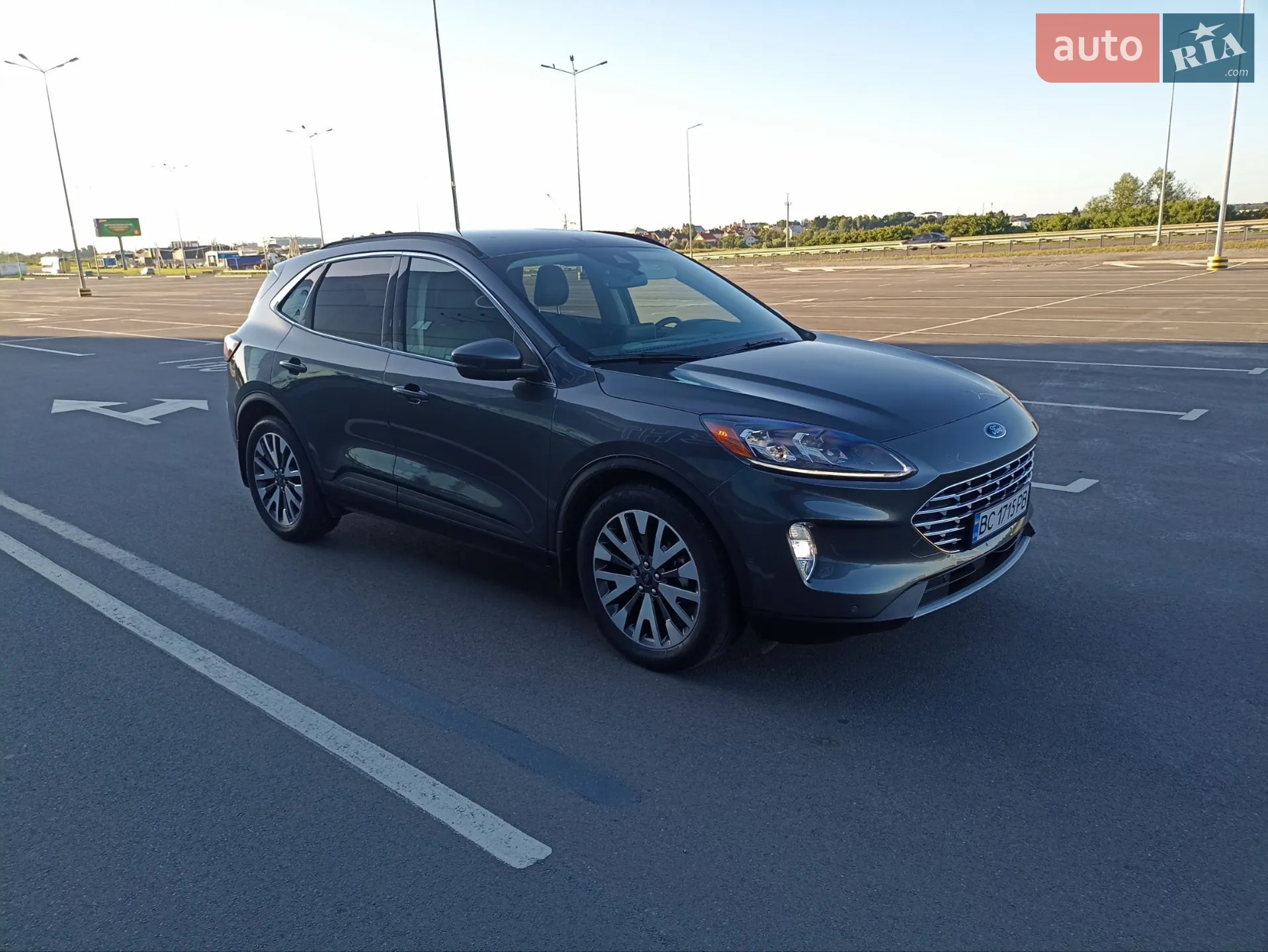 2020 Ford Escape - фото 1