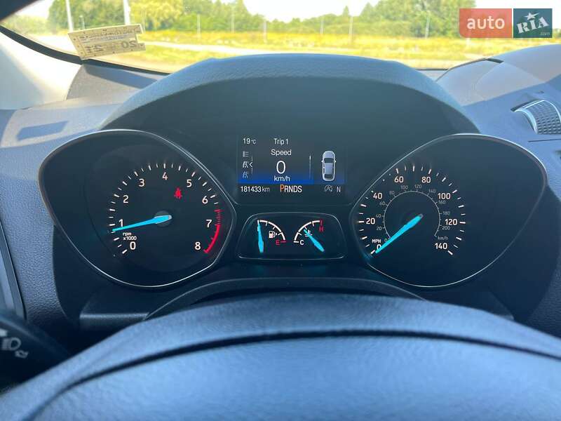 Внедорожник / Кроссовер Ford Escape 2017 в Львове