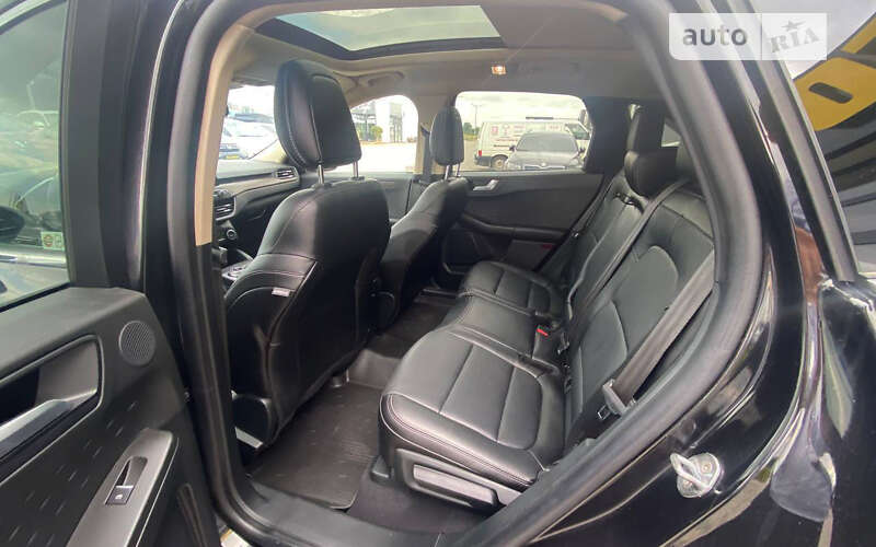 Внедорожник / Кроссовер Ford Escape 2019 в Мукачево