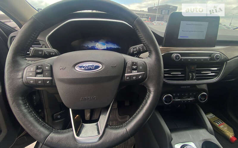 Внедорожник / Кроссовер Ford Escape 2019 в Мукачево
