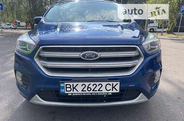 Позашляховик / Кросовер Ford Escape 2016 в Рівному