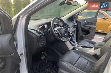 Внедорожник / Кроссовер Ford Escape 2012 в 