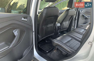 Внедорожник / Кроссовер Ford Escape 2012 в 