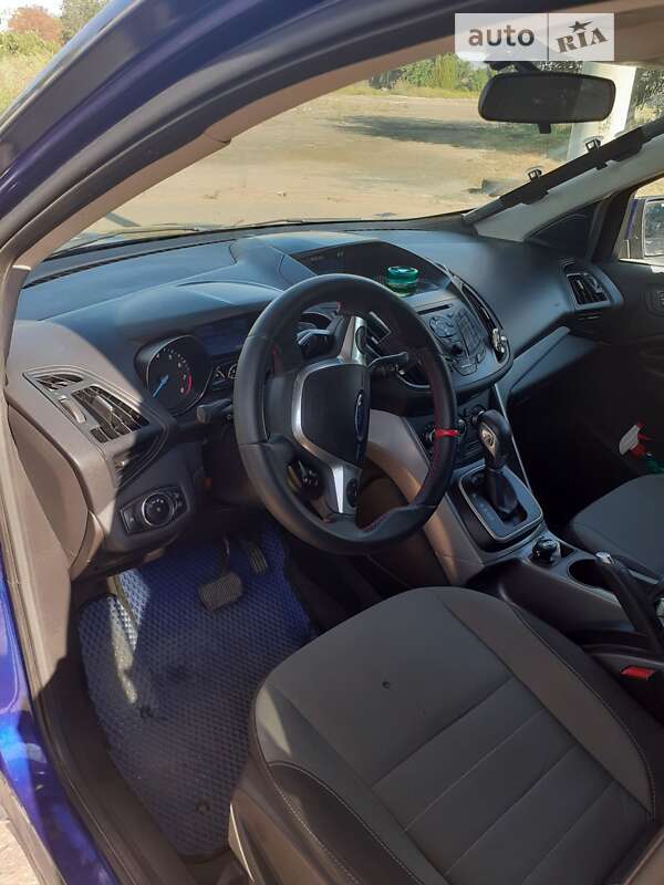 Внедорожник / Кроссовер Ford Escape 2013 в Херсоне