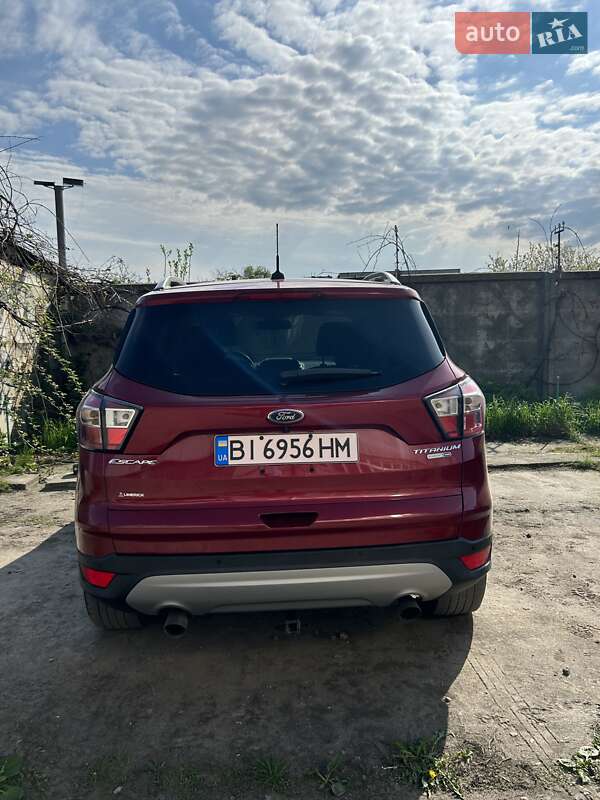Внедорожник / Кроссовер Ford Escape 2016 в Кременчуге