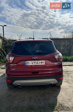 Внедорожник / Кроссовер Ford Escape 2016 в 